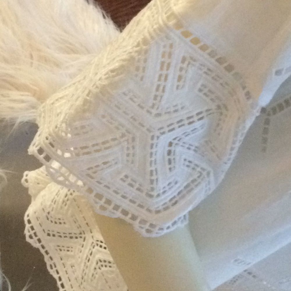💞NORDSTROM Collection 💞stunning eyelet blouse - Picture 8 of 16